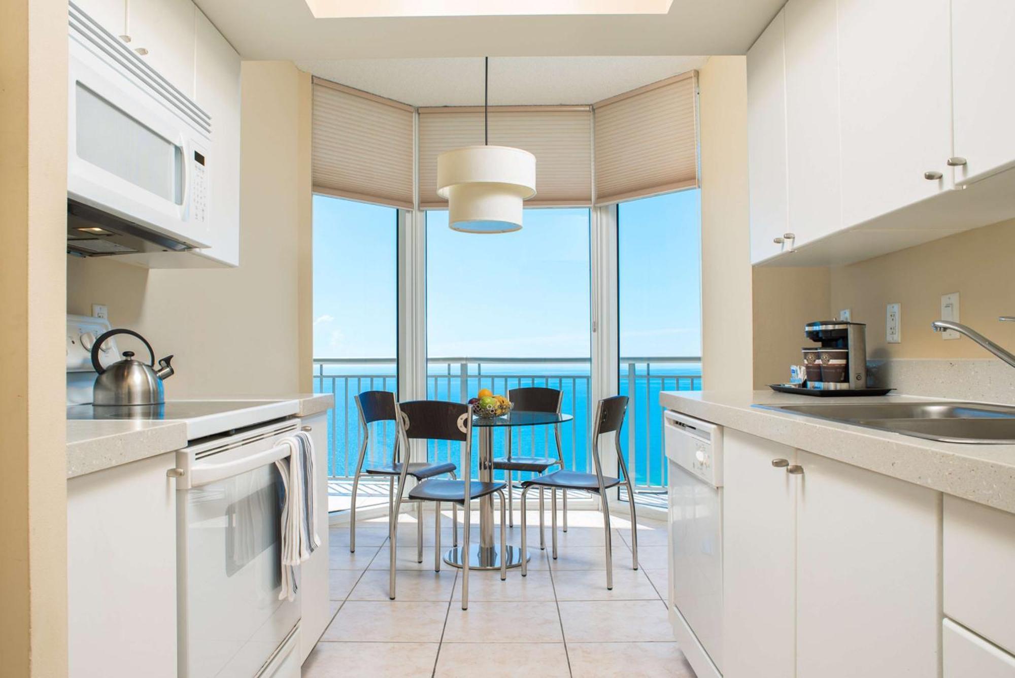 Resort Doubletree By Hilton Ocean Point - North Miami